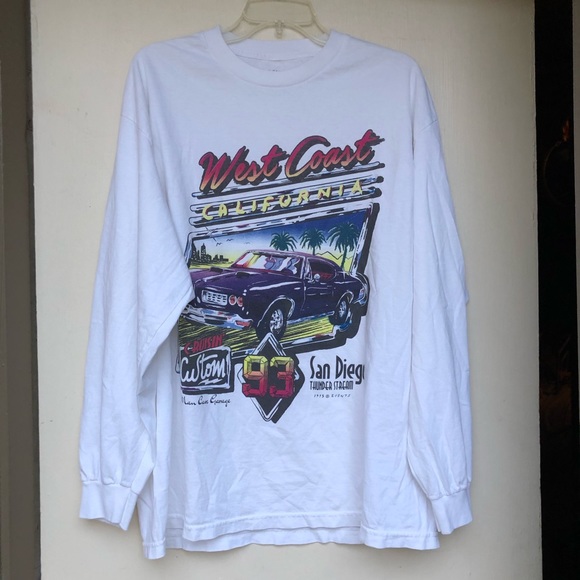 Brandy Melville Tops - Brandy Melville West Coast Long Sleeve